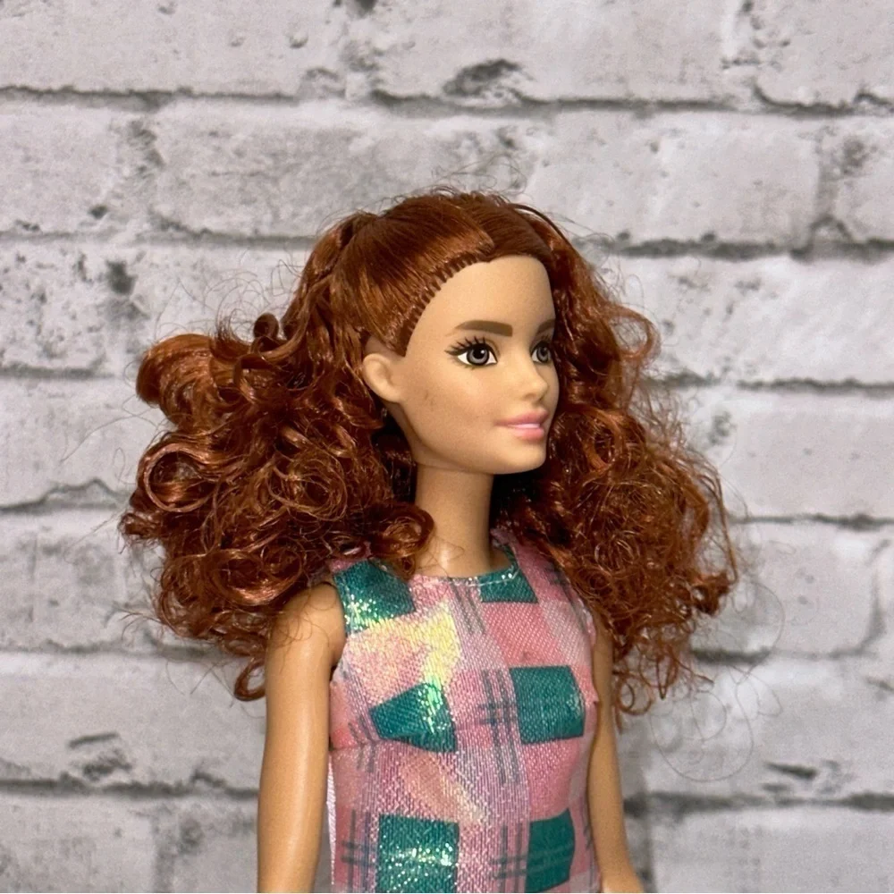 Barbie Fashionistas Terrific Teal Doll 2016 Outfit Shoes DMF31 Red Curly Hair
